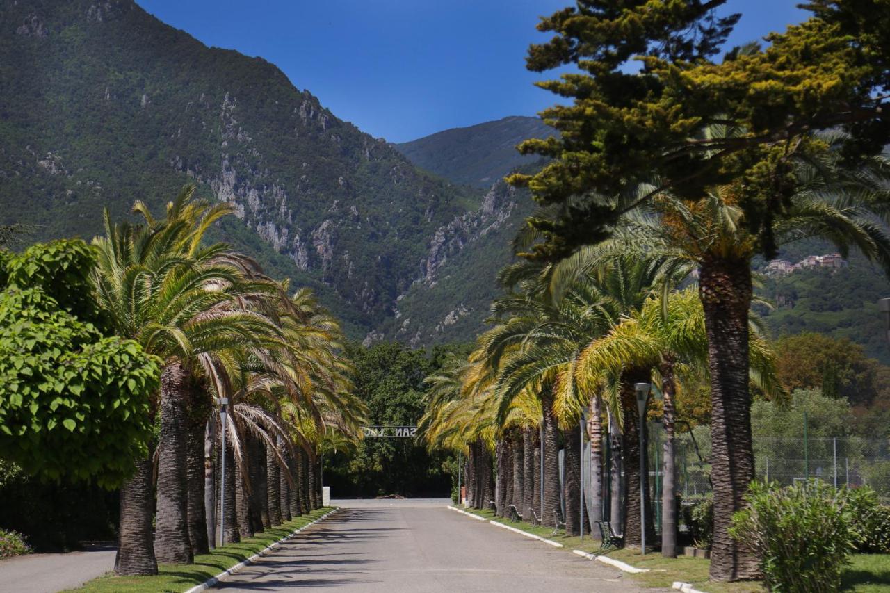 Hotel San Lucianu Moriani Plage Buitenkant foto